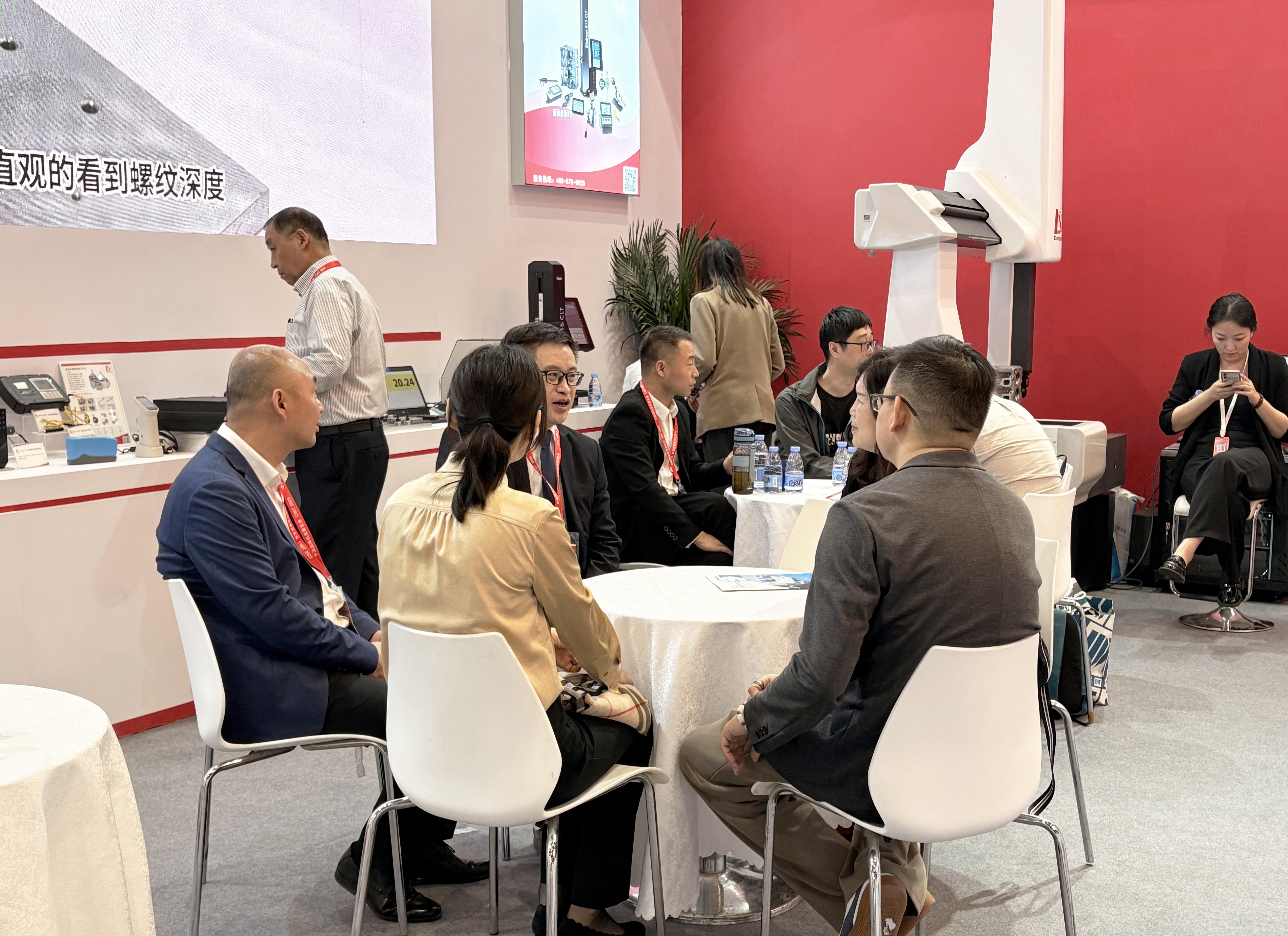 1745732945728781.jpg 1745732945728781.jpg